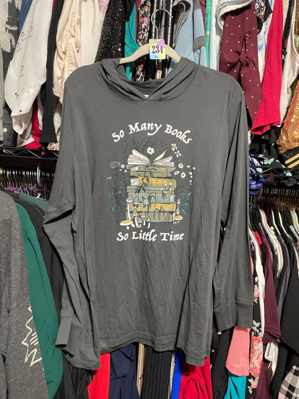 #234 size 2 torrid heritage slub hoody “So Many Books so little time” tee